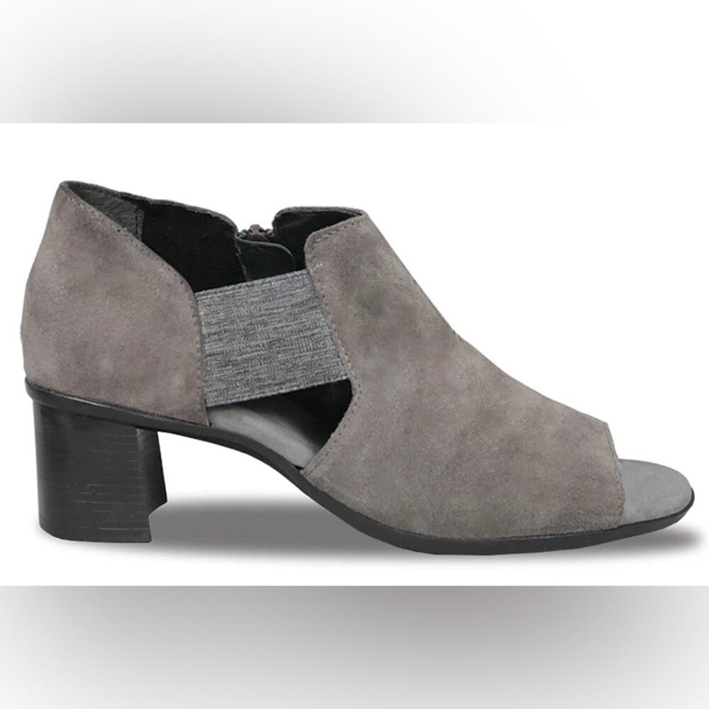 Munro Sable Ash Gray Shootie Shoes Size 9‎ New